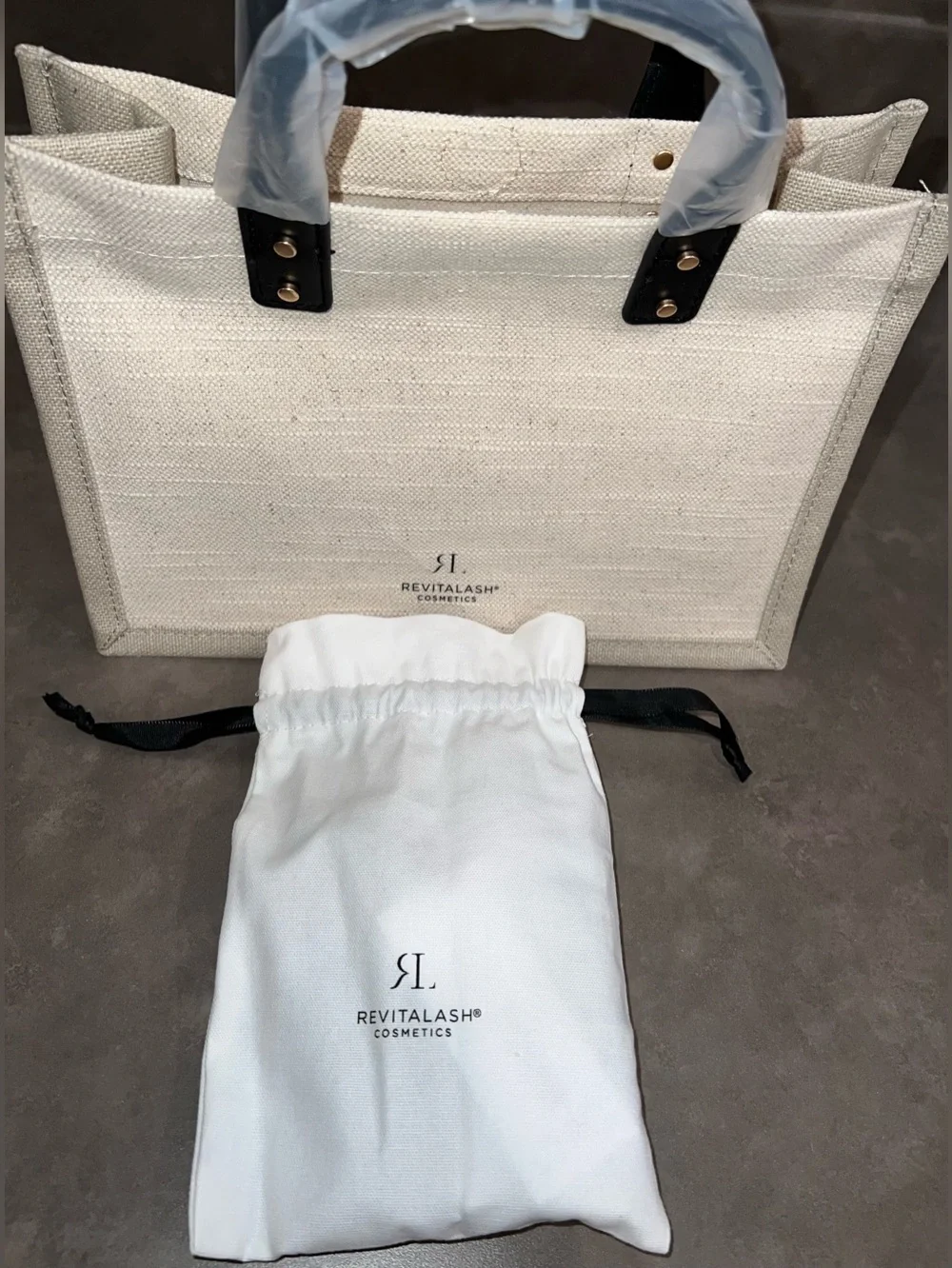 Revitalash 💥new bag💥